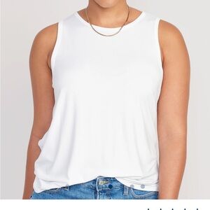 Old Navy Luxe Sleeveless Top‎